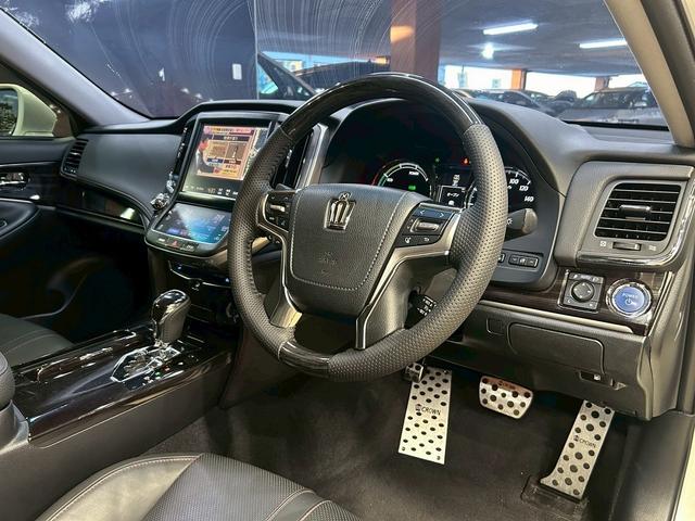 クラウンハイブリッド アスリートS (禁煙車)(後期型)(黒本革シート)(メーカーSDナビ)(バックカメラ)(クルーズコントロール)(パワーシート)(シートヒーター&クーラー)(TEIN車高調)(社外マフラー)(WORK20インチAW)(61枚目)