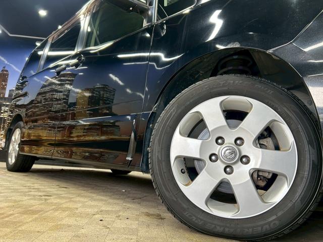 セレナ ハイウェイスター　Ｖセレクション　（禁煙車）（後期型）（両側パワースライド）（純正ＳＤナビ）（ビルトインＥＴＣ）（スマートキー）（ＨＩＤヘッド）（オートライト）（３列シート）（Ｂｌｕｅｔｏｏｔｈ対応）（純正１６インチ）（11枚目）