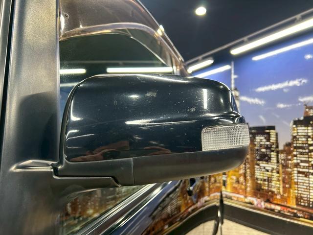 セレナ ハイウェイスター　Ｖセレクション　（禁煙車）（後期型）（両側パワースライド）（純正ＳＤナビ）（ビルトインＥＴＣ）（スマートキー）（ＨＩＤヘッド）（オートライト）（３列シート）（Ｂｌｕｅｔｏｏｔｈ対応）（純正１６インチ）（26枚目）