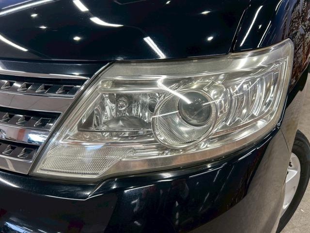 セレナ ハイウェイスター　Ｖセレクション　（禁煙車）（後期型）（両側パワースライド）（純正ＳＤナビ）（ビルトインＥＴＣ）（スマートキー）（ＨＩＤヘッド）（オートライト）（３列シート）（Ｂｌｕｅｔｏｏｔｈ対応）（純正１６インチ）（45枚目）