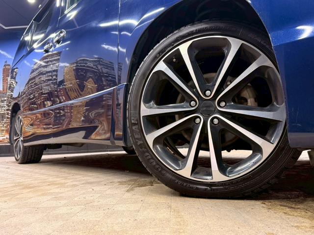 ヴェルファイア 3.5Z (禁煙車)(8人乗り)(両側パワースライドドア)(純正ナビ)(フリップダウンモニター)(クルーズコントロール)(バックカメラ)(ビルトインETC)(MTモード)(スマートキー)(社外19インチAW)(15枚目)