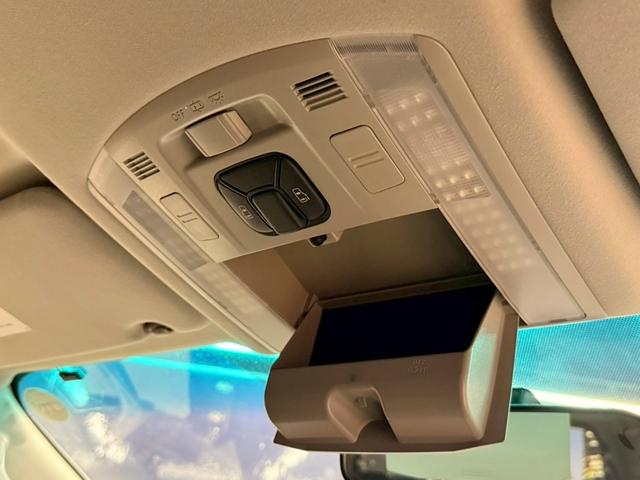 ヴェルファイア 3.5Z (禁煙車)(8人乗り)(両側パワースライドドア)(純正ナビ)(フリップダウンモニター)(クルーズコントロール)(バックカメラ)(ビルトインETC)(MTモード)(スマートキー)(社外19インチAW)(36枚目)