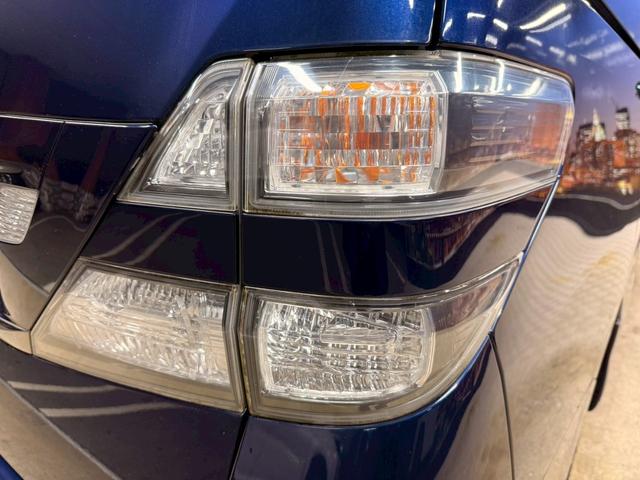 ヴェルファイア 3.5Z (禁煙車)(8人乗り)(両側パワースライドドア)(純正ナビ)(フリップダウンモニター)(クルーズコントロール)(バックカメラ)(ビルトインETC)(MTモード)(スマートキー)(社外19インチAW)(52枚目)