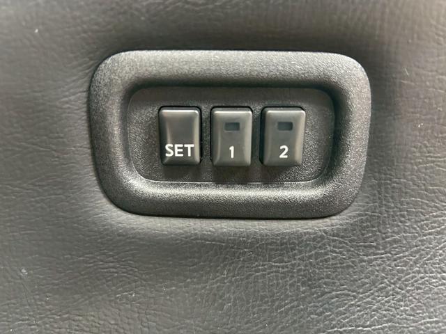 エルグランド ライダー　黒本革シート　パワーシート　（禁煙車）（黒本革シート）（両側パワスラ）（純正フリップ）（純正ＨＤＤナビ）（アラウンドビューモニター）（シートメモリ）（シートヒーター）（ＥＴＣ）（オットマン）（パワーバックドア）（純正１８ＡＷ）（10枚目）