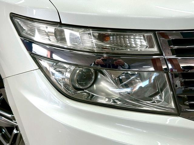 エルグランド ライダー　黒本革シート　パワーシート　（禁煙車）（黒本革シート）（両側パワスラ）（純正フリップ）（純正ＨＤＤナビ）（アラウンドビューモニター）（シートメモリ）（シートヒーター）（ＥＴＣ）（オットマン）（パワーバックドア）（純正１８ＡＷ）（15枚目）