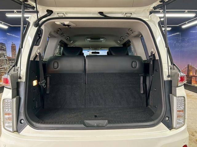 エルグランド ライダー　黒本革シート　パワーシート　（禁煙車）（黒本革シート）（両側パワスラ）（純正フリップ）（純正ＨＤＤナビ）（アラウンドビューモニター）（シートメモリ）（シートヒーター）（ＥＴＣ）（オットマン）（パワーバックドア）（純正１８ＡＷ）（17枚目）