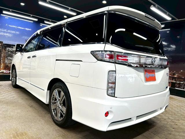 エルグランド ライダー　黒本革シート　パワーシート　（禁煙車）（黒本革シート）（両側パワスラ）（純正フリップ）（純正ＨＤＤナビ）（アラウンドビューモニター）（シートメモリ）（シートヒーター）（ＥＴＣ）（オットマン）（パワーバックドア）（純正１８ＡＷ）（27枚目）