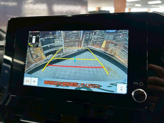 ノア S-G トヨタセーフティーセンス(禁煙車)(8人乗り)(両側パワースライド)(メーカーディスプレイオーディオ)(ETC)(コーナーセンサ)(レーダークルーズコントロール)(バックカメラ)(純正16インチAW)(7枚目)