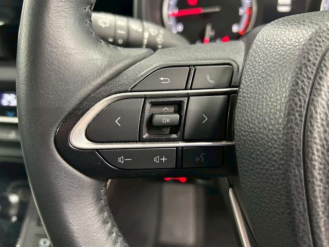 ノア S-G トヨタセーフティーセンス(禁煙車)(8人乗り)(両側パワースライド)(メーカーディスプレイオーディオ)(ETC)(コーナーセンサ)(レーダークルーズコントロール)(バックカメラ)(純正16インチAW)(14枚目)