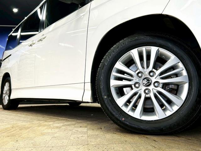 ノア S-G トヨタセーフティーセンス(禁煙車)(8人乗り)(両側パワースライド)(メーカーディスプレイオーディオ)(ETC)(コーナーセンサ)(レーダークルーズコントロール)(バックカメラ)(純正16インチAW)(18枚目)