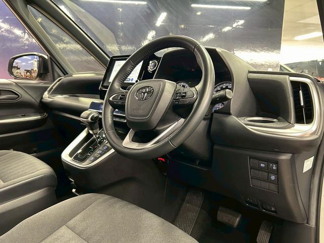 ノア S-G トヨタセーフティーセンス(禁煙車)(8人乗り)(両側パワースライド)(メーカーディスプレイオーディオ)(ETC)(コーナーセンサ)(レーダークルーズコントロール)(バックカメラ)(純正16インチAW)(37枚目)