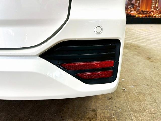 ノア S-G トヨタセーフティーセンス(禁煙車)(8人乗り)(両側パワースライド)(メーカーディスプレイオーディオ)(ETC)(コーナーセンサ)(レーダークルーズコントロール)(バックカメラ)(純正16インチAW)(40枚目)