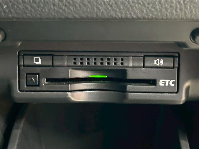 アルファード 240S Cパッケージ (禁煙車)(後期型)(両側パワースライドドア)(純正ナビ)(フリップダウンモニター)(クルーズコントロール)(パワーシート)(パワーバックドア)(バックカメラ)(ETC)(純正18インチAW)(15枚目)