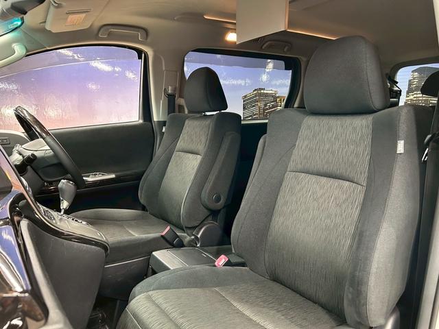 アルファード 240S Cパッケージ (禁煙車)(後期型)(両側パワースライドドア)(純正ナビ)(フリップダウンモニター)(クルーズコントロール)(パワーシート)(パワーバックドア)(バックカメラ)(ETC)(純正18インチAW)(62枚目)