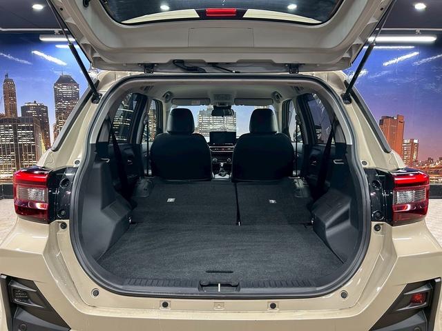 ロッキー プレミアムＧ　ＨＥＶ　（禁煙車）（ワンオーナー）（黒半革シート）（ケンウッドナビ）（全周囲カメラ）（レーダークルーズ）（シートヒーター）（コーナーセンサー（ビルトインＥＴＣ）（Ｂｌｕｅｔｏｏｔｈ対応）（純正１６インチＡＷ）（18枚目）