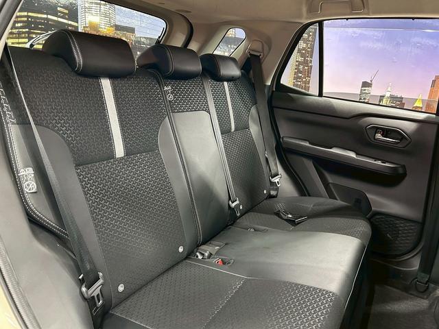 ロッキー プレミアムＧ　ＨＥＶ　（禁煙車）（ワンオーナー）（黒半革シート）（ケンウッドナビ）（全周囲カメラ）（レーダークルーズ）（シートヒーター）（コーナーセンサー（ビルトインＥＴＣ）（Ｂｌｕｅｔｏｏｔｈ対応）（純正１６インチＡＷ）（20枚目）