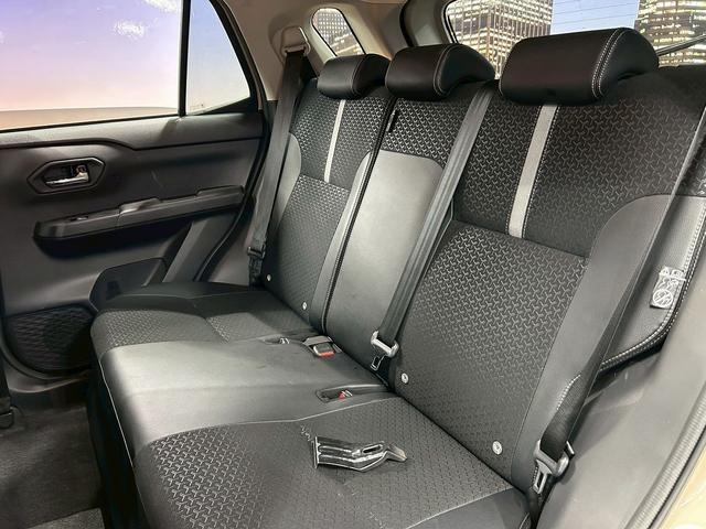 ロッキー プレミアムＧ　ＨＥＶ　（禁煙車）（ワンオーナー）（黒半革シート）（ケンウッドナビ）（全周囲カメラ）（レーダークルーズ）（シートヒーター）（コーナーセンサー（ビルトインＥＴＣ）（Ｂｌｕｅｔｏｏｔｈ対応）（純正１６インチＡＷ）（35枚目）