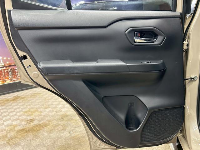 ロッキー プレミアムＧ　ＨＥＶ　（禁煙車）（ワンオーナー）（黒半革シート）（ケンウッドナビ）（全周囲カメラ）（レーダークルーズ）（シートヒーター）（コーナーセンサー（ビルトインＥＴＣ）（Ｂｌｕｅｔｏｏｔｈ対応）（純正１６インチＡＷ）（36枚目）