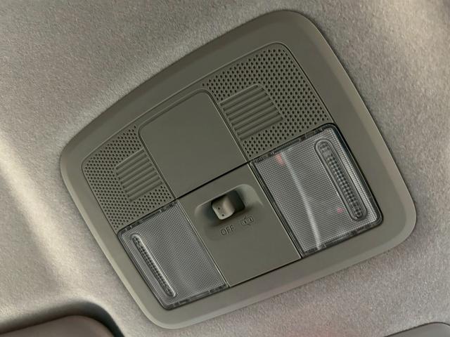 ロッキー プレミアムＧ　ＨＥＶ　（禁煙車）（ワンオーナー）（黒半革シート）（ケンウッドナビ）（全周囲カメラ）（レーダークルーズ）（シートヒーター）（コーナーセンサー（ビルトインＥＴＣ）（Ｂｌｕｅｔｏｏｔｈ対応）（純正１６インチＡＷ）（40枚目）