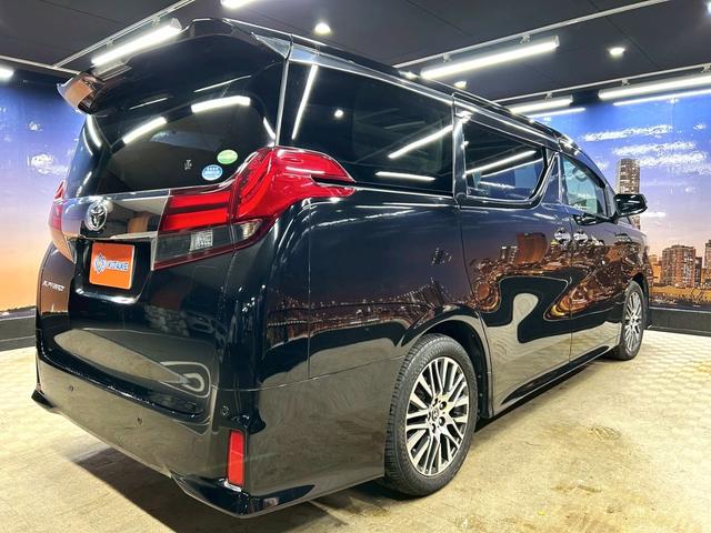 アルファード 2.5S Cパッケージ トヨタセーフティーセンス(禁煙車)(黒半革)(サンルーフ)(両側パワースライドドア)(純正ナビ)(レーダークルーズ)(パワーシート)(パワーバックドア)(バックカメラ)(ETC)(純正18インチAW)(29枚目)