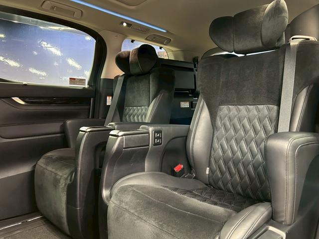 アルファード 2.5S Cパッケージ トヨタセーフティーセンス(禁煙車)(黒半革)(サンルーフ)(両側パワースライドドア)(純正ナビ)(レーダークルーズ)(パワーシート)(パワーバックドア)(バックカメラ)(ETC)(純正18インチAW)(46枚目)
