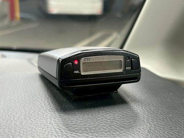 パレットSW XS (パワースライドドア)(ETC)(両側スライドドア)(スマートキー&プッシュスタート)(ドアバイザー)(オートライト)(盗難防止システム)(フォグライト)(ハロゲン)(純正14インチAW)(9枚目)