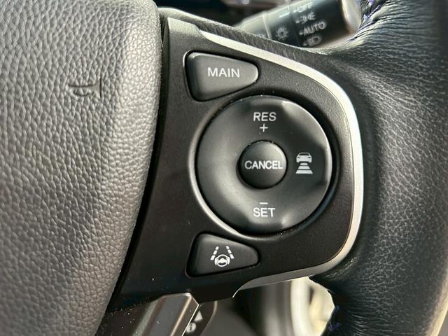 ステップワゴンスパーダ スパーダハイブリッドG・EXホンダセンシングブラスタ (禁煙車)(後期型)(黒半革シート)(後席モニター)(両側パワスラ)(純正ナビ)(バックカメラ)(レーダークルーズ)(シートヒーター)(ビルトインETC)(LEDヘッドライト)(純正16AW)(10枚目)