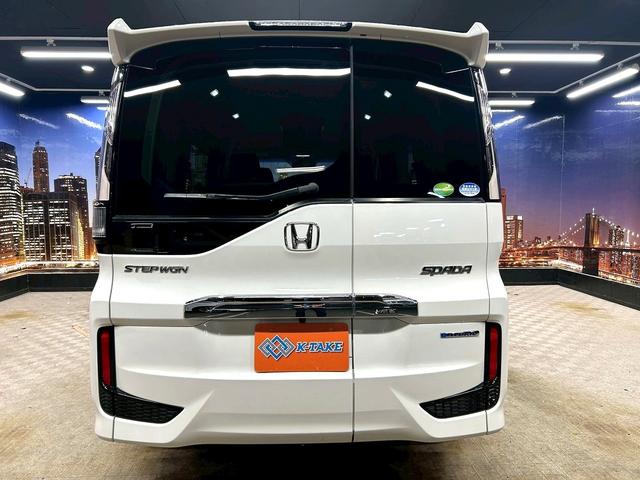 ステップワゴンスパーダ スパーダハイブリッドG・EXホンダセンシングブラスタ (禁煙車)(後期型)(黒半革シート)(後席モニター)(両側パワスラ)(純正ナビ)(バックカメラ)(レーダークルーズ)(シートヒーター)(ビルトインETC)(LEDヘッドライト)(純正16AW)(28枚目)