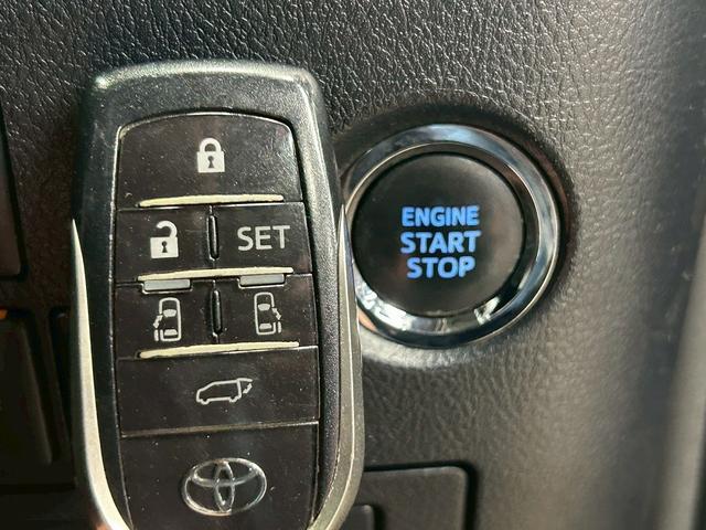 アルファード 2.5S Cパッケージ トヨタセーフティーセンス(禁煙車)(黒半革)(両側パワースライドドア)(純正ナビ)(レーダークルーズ)(パワーシート)(シートメモリ)(電動リアゲート)(バックカメラ)(ETC)(純正18インチAW)(17枚目)