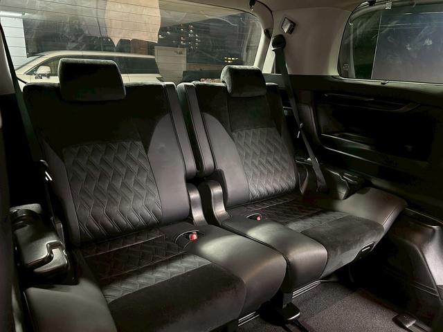 アルファード 2.5S Cパッケージ トヨタセーフティーセンス(禁煙車)(黒半革)(両側パワースライドドア)(純正ナビ)(レーダークルーズ)(パワーシート)(シートメモリ)(電動リアゲート)(バックカメラ)(ETC)(純正18インチAW)(25枚目)