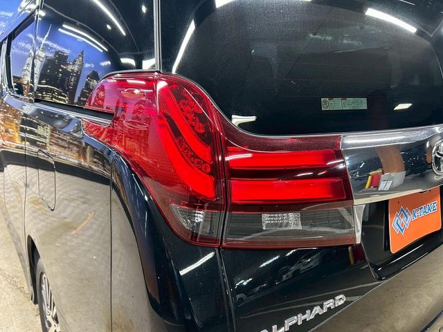 アルファード 2.5S Cパッケージ トヨタセーフティーセンス(禁煙車)(黒半革)(両側パワースライドドア)(純正ナビ)(レーダークルーズ)(パワーシート)(シートメモリ)(電動リアゲート)(バックカメラ)(ETC)(純正18インチAW)(32枚目)