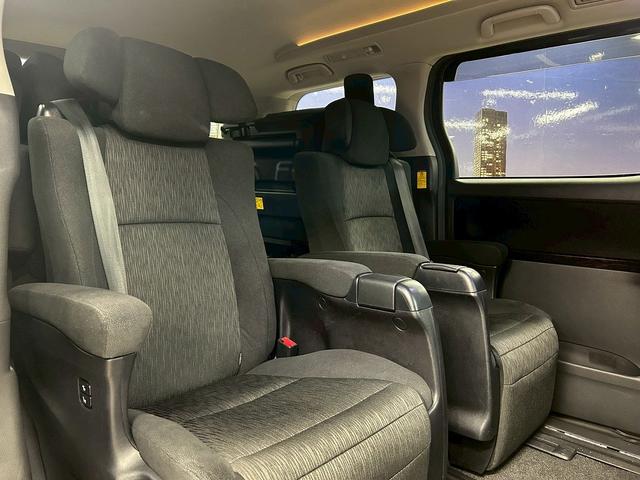 ヴェルファイア 2.4Z Gエディション (禁煙車)(後期型)(TRDエアロ)(両側パワスラ)(アルパインナビ)(バックカメラ)(クルーズコントロール)(シートメモリ)(コーナーセンサー)(純正ETC)(オットマン)(HID)(純正18AW)(20枚目)