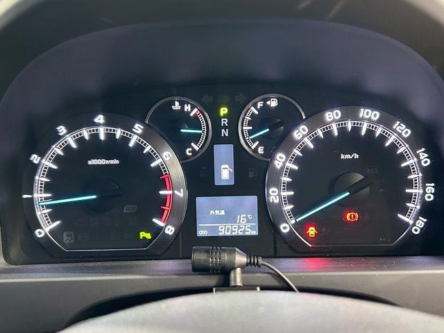 ヴェルファイア 2.4Z Gエディション (禁煙車)(後期型)(TRDエアロ)(両側パワスラ)(アルパインナビ)(バックカメラ)(クルーズコントロール)(シートメモリ)(コーナーセンサー)(純正ETC)(オットマン)(HID)(純正18AW)(49枚目)