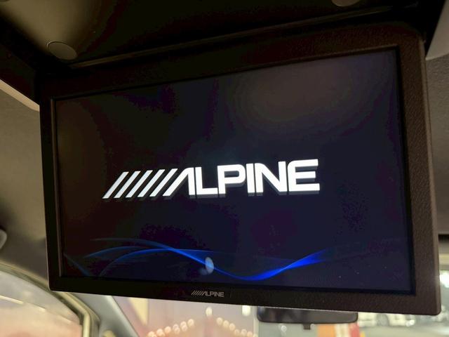 ノア Si (禁煙車)(後期型)(両側パワスラ)(フリップダウン)(アルパインナビ)(バックカメラ)(クルーズコントロール)(ビルトインETC)(LEDヘッド)(アイドリングストップ)(純正16インチAW)(8枚目)