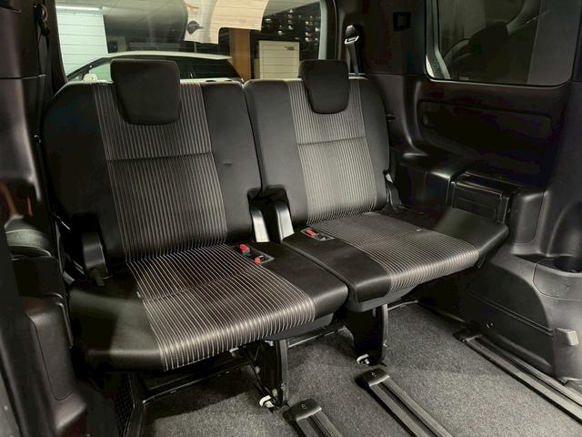 ノア Si (禁煙車)(後期型)(両側パワスラ)(フリップダウン)(アルパインナビ)(バックカメラ)(クルーズコントロール)(ビルトインETC)(LEDヘッド)(アイドリングストップ)(純正16インチAW)(22枚目)