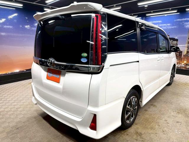 ノア Si (禁煙車)(後期型)(両側パワスラ)(フリップダウン)(アルパインナビ)(バックカメラ)(クルーズコントロール)(ビルトインETC)(LEDヘッド)(アイドリングストップ)(純正16インチAW)(25枚目)