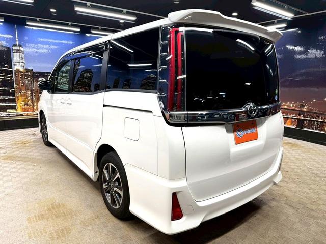 ノア Si (禁煙車)(後期型)(両側パワスラ)(フリップダウン)(アルパインナビ)(バックカメラ)(クルーズコントロール)(ビルトインETC)(LEDヘッド)(アイドリングストップ)(純正16インチAW)(27枚目)
