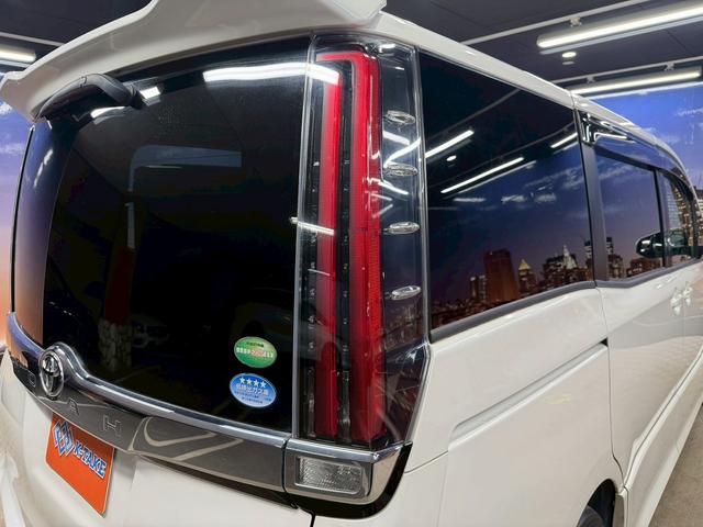 ノア Si (禁煙車)(後期型)(両側パワスラ)(フリップダウン)(アルパインナビ)(バックカメラ)(クルーズコントロール)(ビルトインETC)(LEDヘッド)(アイドリングストップ)(純正16インチAW)(47枚目)