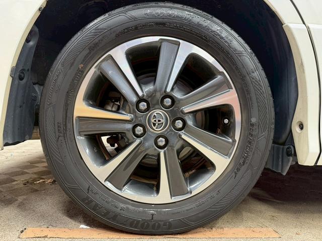 ノア Si (禁煙車)(後期型)(両側パワスラ)(フリップダウン)(アルパインナビ)(バックカメラ)(クルーズコントロール)(ビルトインETC)(LEDヘッド)(アイドリングストップ)(純正16インチAW)(62枚目)