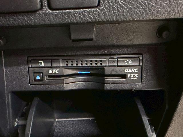 アルファード 2.5S Cパッケージ (禁煙車)(サンルーフ)(黒本革シート)(JBLサウンド)(純正フリップダウン)(両側パワスラ)(純正SDナビ)(全周囲カメラ)(レーダークルーズ)(パワーシート)(シートヒーター)(純正18AW)(13枚目)