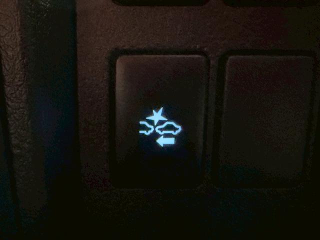 アルファード 2.5S Cパッケージ (禁煙車)(サンルーフ)(黒本革シート)(JBLサウンド)(純正フリップダウン)(両側パワスラ)(純正SDナビ)(全周囲カメラ)(レーダークルーズ)(パワーシート)(シートヒーター)(純正18AW)(14枚目)