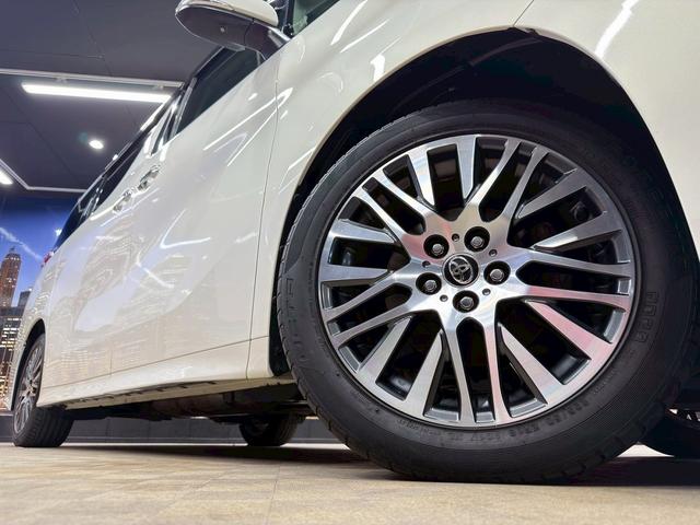 アルファード 2.5S Cパッケージ (禁煙車)(サンルーフ)(黒本革シート)(JBLサウンド)(純正フリップダウン)(両側パワスラ)(純正SDナビ)(全周囲カメラ)(レーダークルーズ)(パワーシート)(シートヒーター)(純正18AW)(22枚目)