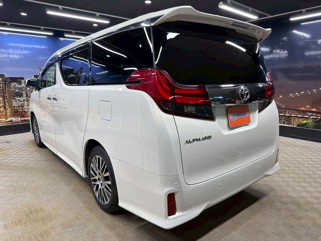 アルファード 2.5S Cパッケージ (禁煙車)(サンルーフ)(黒本革シート)(JBLサウンド)(純正フリップダウン)(両側パワスラ)(純正SDナビ)(全周囲カメラ)(レーダークルーズ)(パワーシート)(シートヒーター)(純正18AW)(31枚目)