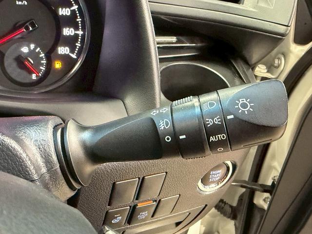 アルファード 2.5S Cパッケージ (禁煙車)(サンルーフ)(黒本革シート)(JBLサウンド)(純正フリップダウン)(両側パワスラ)(純正SDナビ)(全周囲カメラ)(レーダークルーズ)(パワーシート)(シートヒーター)(純正18AW)(51枚目)