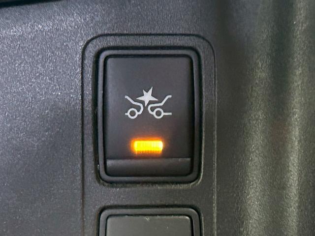 セレナ ハイウェイスターG プロパイロットエディション (禁煙車)(両側パワースライド)(アルパインナビ)(バックカメラ)(レーダークルーズ)(ETC)(Bluetooth対応)(スマートキー&プッシュスタート)(ウォークスルー)(純正16インチAW)(11枚目)