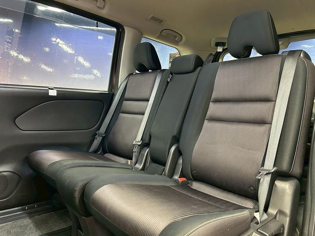 セレナ ハイウェイスターG プロパイロットエディション (禁煙車)(両側パワースライド)(アルパインナビ)(バックカメラ)(レーダークルーズ)(ETC)(Bluetooth対応)(スマートキー&プッシュスタート)(ウォークスルー)(純正16インチAW)(34枚目)