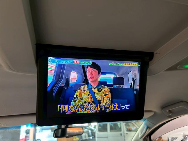 アルファード ３．５ＳＡ　Ｃパッケージ　（禁煙車）（４ＷＤ）（ＪＢＬサウンド）（両側パワスラ）（フリップダウン）（純正ＳＤナビ）（バックカメラ）（クルーズコントロール）（パワーシート）（シートヒーター）（パワーバックドア）（純正１６ＡＷ）（8枚目）