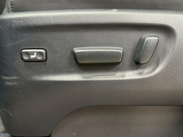 アルファード ３．５ＳＡ　Ｃパッケージ　（禁煙車）（４ＷＤ）（ＪＢＬサウンド）（両側パワスラ）（フリップダウン）（純正ＳＤナビ）（バックカメラ）（クルーズコントロール）（パワーシート）（シートヒーター）（パワーバックドア）（純正１６ＡＷ）（38枚目）