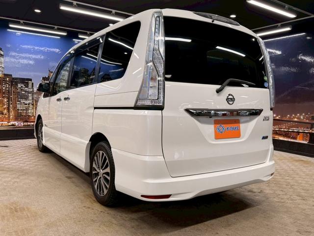 セレナ ハイウェイスター S-ハイブリッド (禁煙車)(後期型)(フリップダウンモニター)(両側パワースライドドア)(純正SDナビ)(クルーズコントロール)(バックカメラ)(アイドリングストップ)(ウォークスル)(ETC)(純正16インチAW)(25枚目)