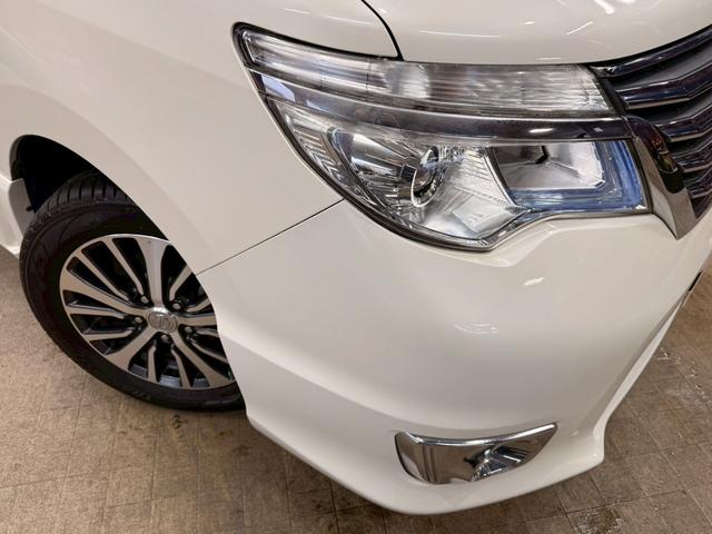 セレナ ハイウェイスター S-ハイブリッド (禁煙車)(後期型)(フリップダウンモニター)(両側パワースライドドア)(純正SDナビ)(クルーズコントロール)(バックカメラ)(アイドリングストップ)(ウォークスル)(ETC)(純正16インチAW)(42枚目)